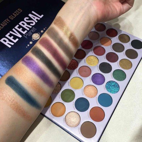 Reverse Planet 40 Color Eyeshadow Palette