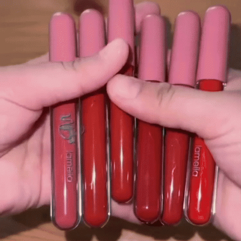 Waterproof and long-lasting lip gloss